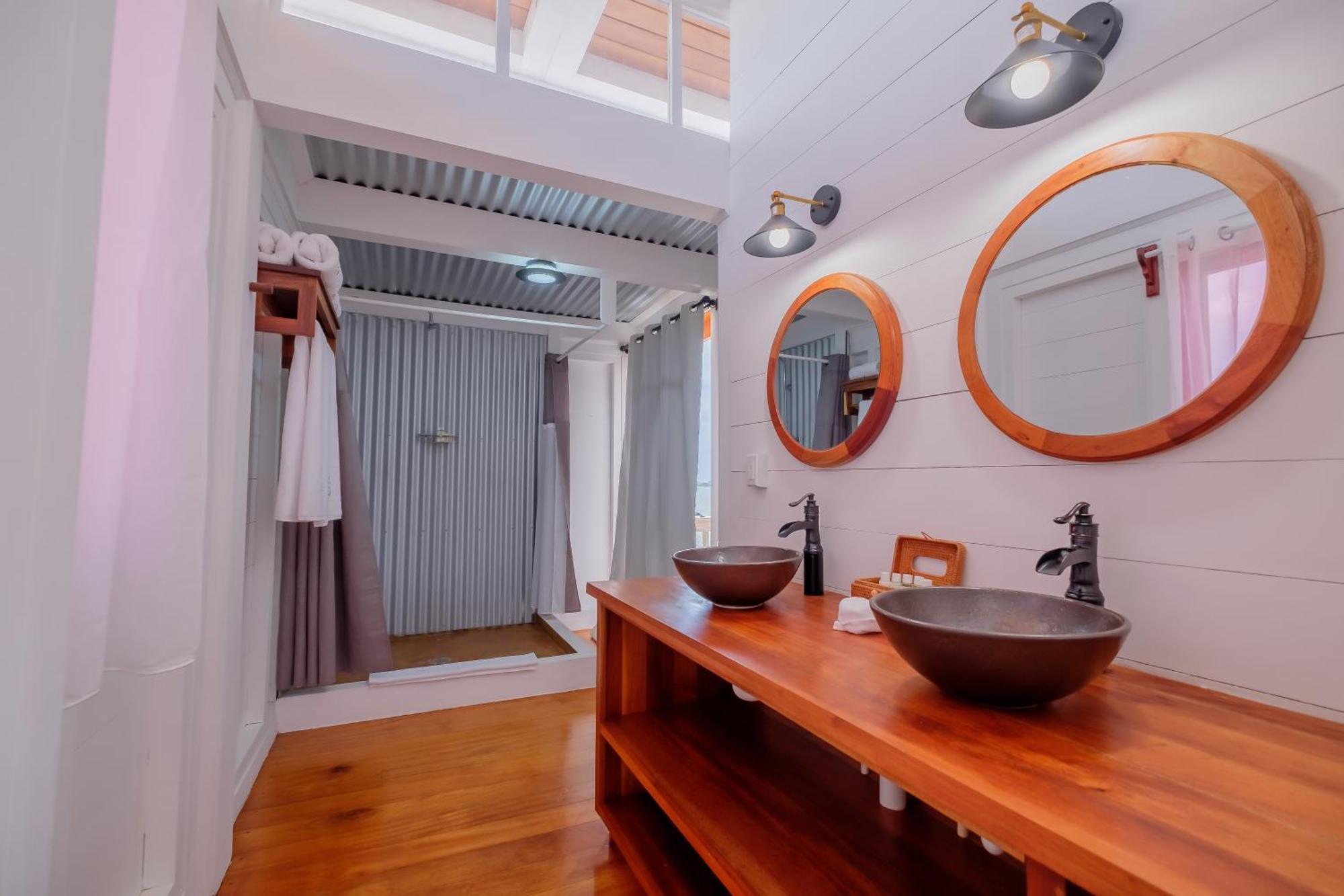 Aruna Resort & Villas サン・ペドロ エクステリア 写真