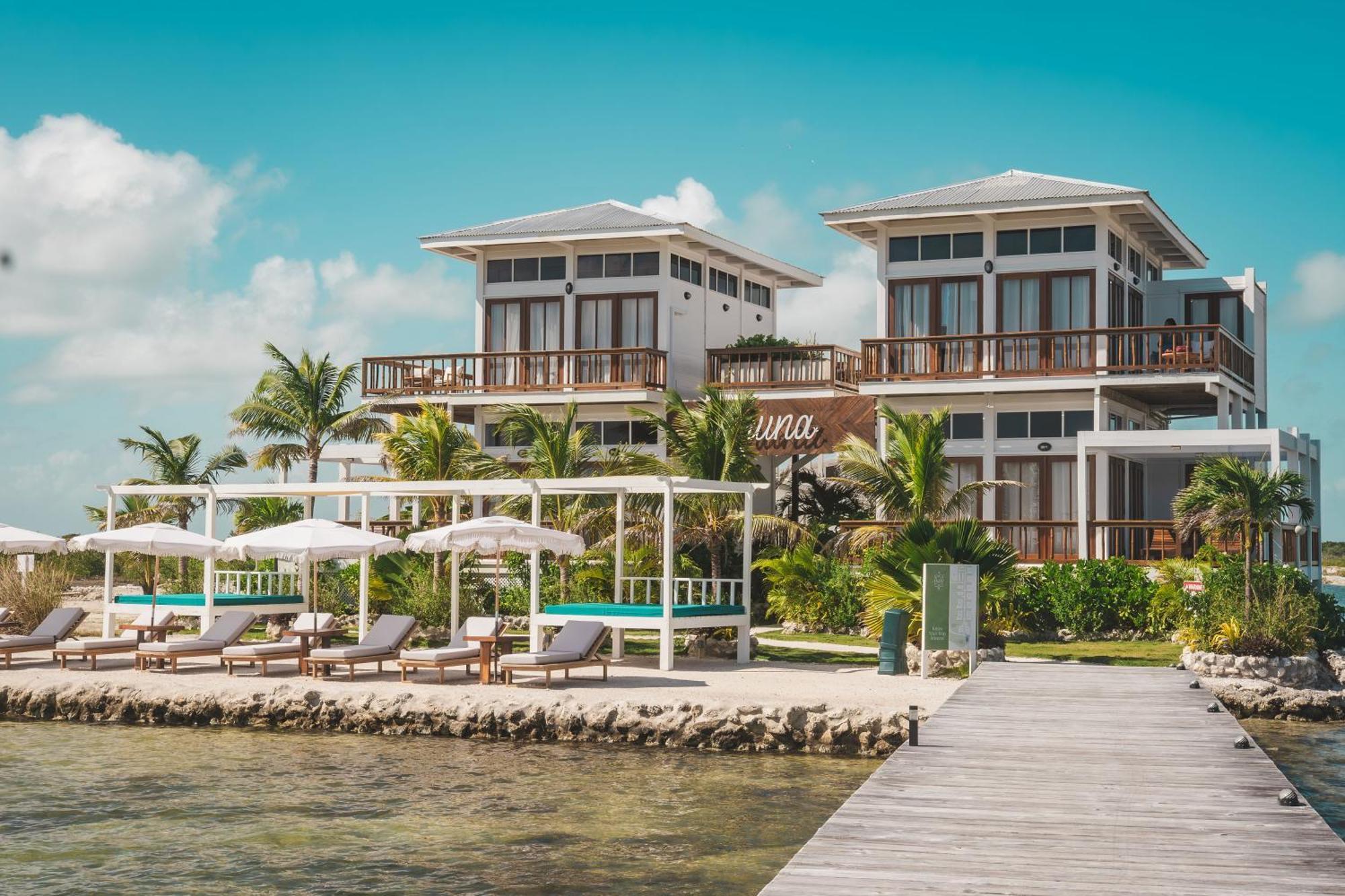 Aruna Resort & Villas サン・ペドロ エクステリア 写真